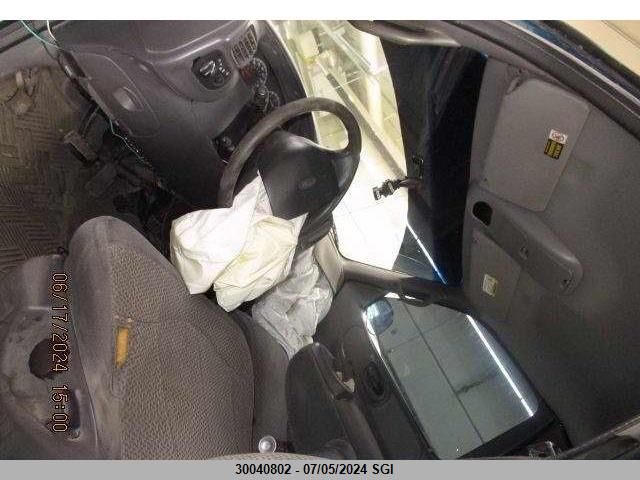 2000 Ford F150 VIN: 2FTRX18W8YCB15354 Lot: 30040802