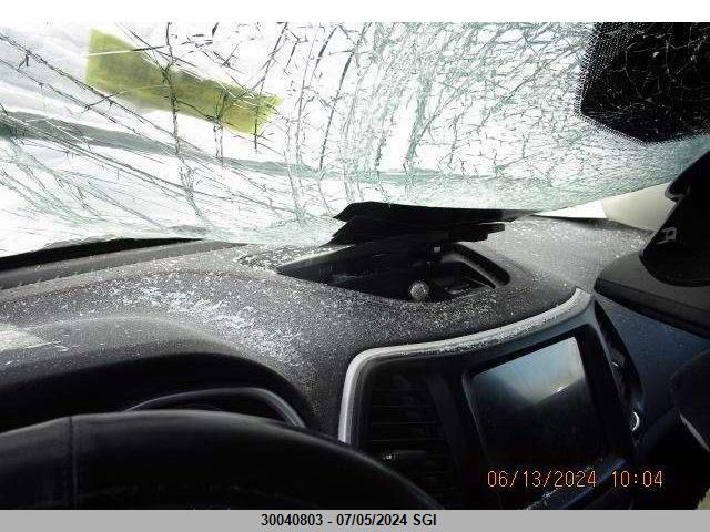 2018 Jeep Cherokee Trailhawk VIN: 1C4PJMBX2JD500412 Lot: 30040803