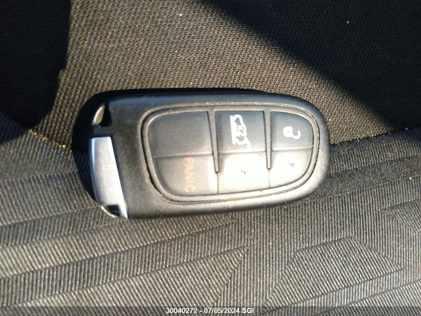 2019 Jeep Cherokee Latitude VIN: 1C4PJMCX4KD187718 Lot: 30040272