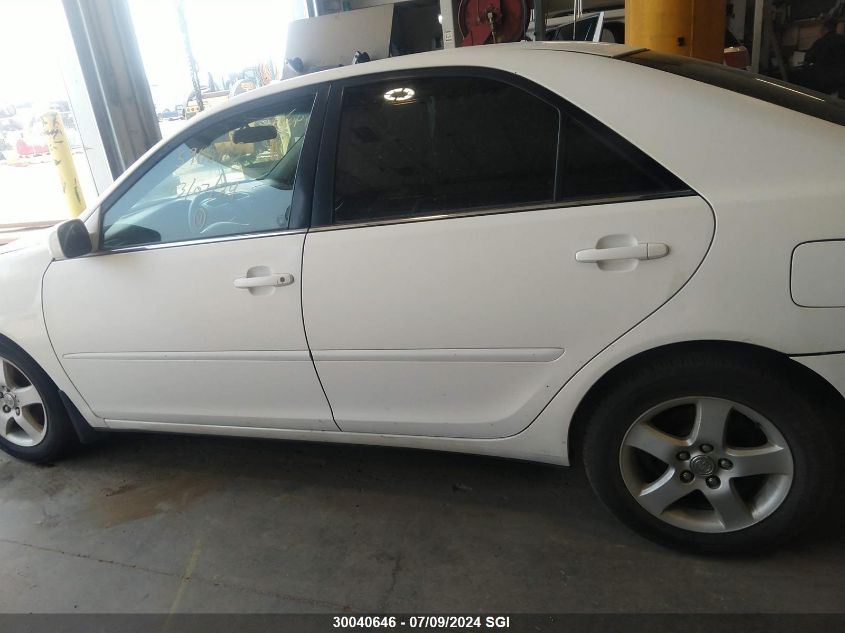 2005 Toyota Camry Le/Xle/Se VIN: 4T1BE32K45U625250 Lot: 30040646