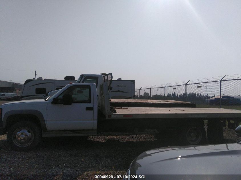 1997 GMC Sierra C3500 Heavy Duty VIN: 1GDKC34F2VJ501761 Lot: 30040928