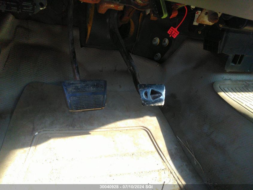 1997 GMC Sierra C3500 Heavy Duty VIN: 1GDKC34F2VJ501761 Lot: 30040928