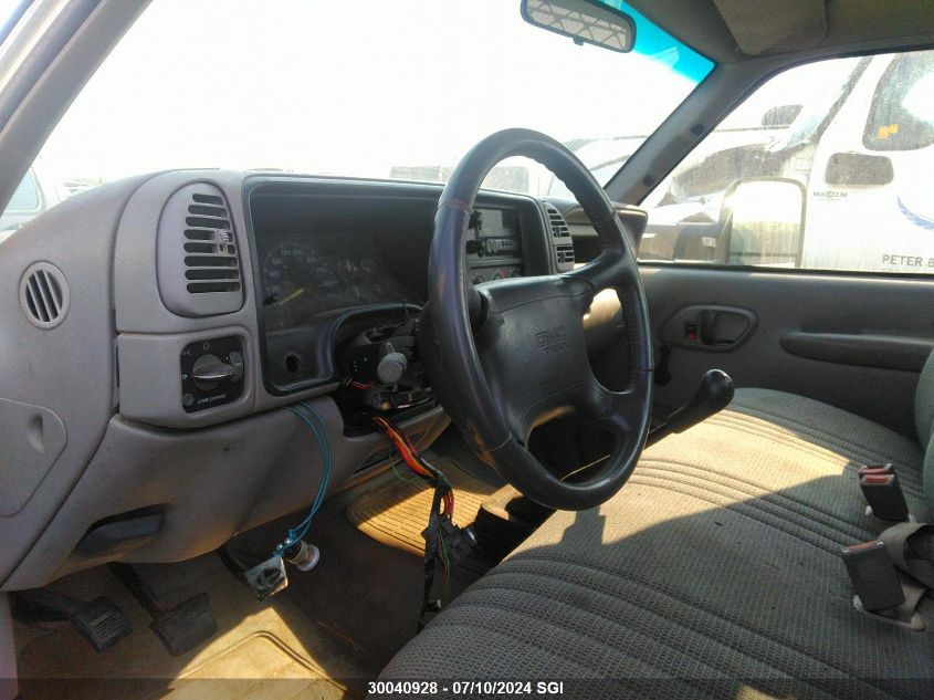 1997 GMC Sierra C3500 Heavy Duty VIN: 1GDKC34F2VJ501761 Lot: 30040928