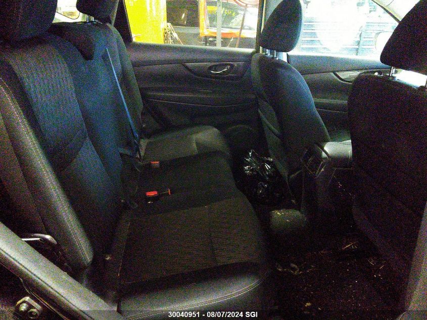 2018 Nissan Rogue Sv/Sl VIN: 5N1AT2MV0JC715840 Lot: 30040951