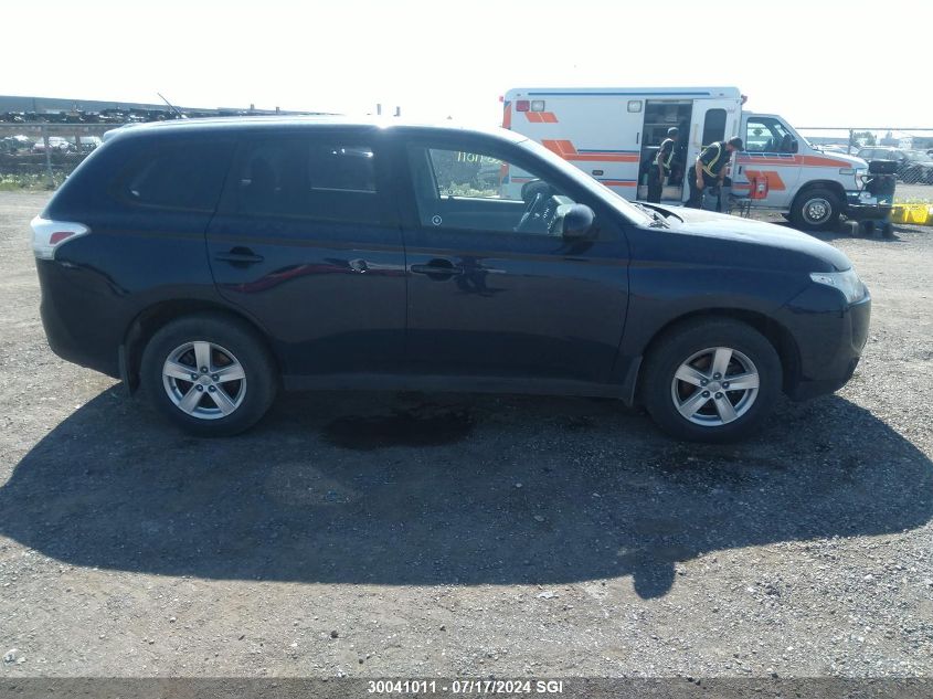 2014 Mitsubishi Outlander Es VIN: JA4AZ2A35EZ606650 Lot: 30041011