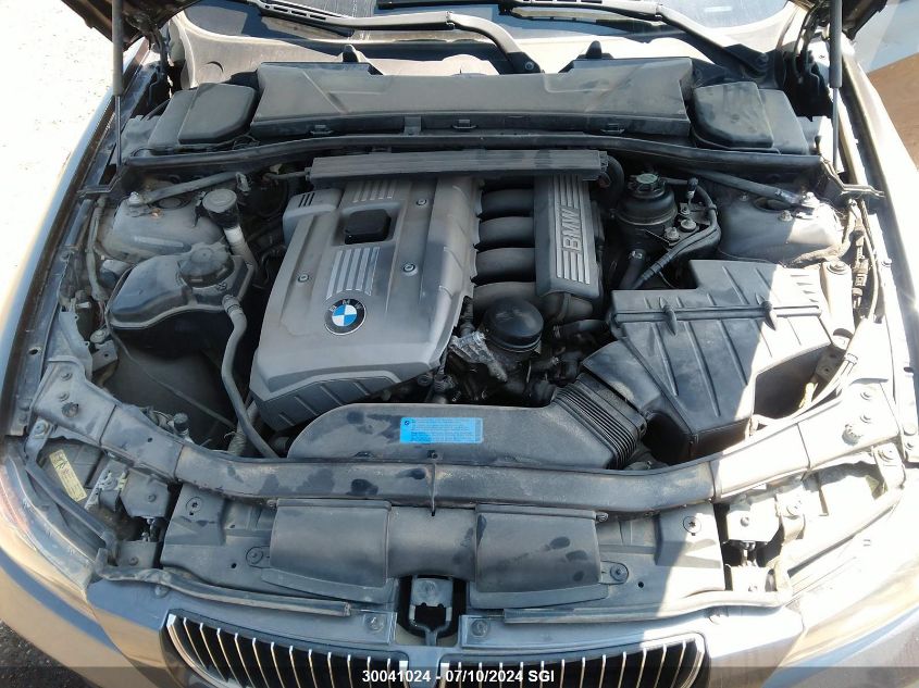 2006 BMW 330 Xi VIN: WBAVD33566KV64703 Lot: 30041024