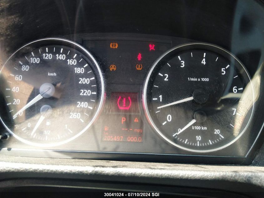 2006 BMW 330 Xi VIN: WBAVD33566KV64703 Lot: 30041024