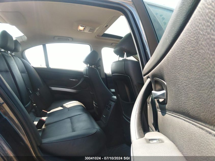 2006 BMW 330 Xi VIN: WBAVD33566KV64703 Lot: 30041024