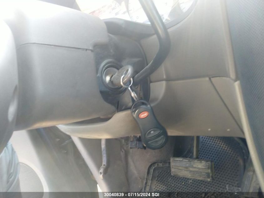 2003 Dodge Grand Caravan Sport VIN: 2D4GP44L03R204851 Lot: 30040839