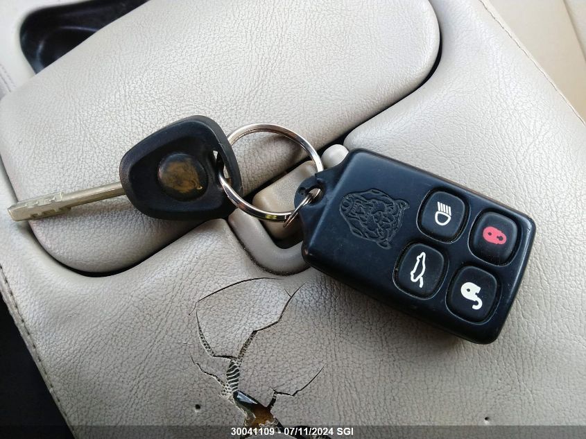 1999 Jaguar Xjr VIN: SAJPX1848XC865705 Lot: 30041109