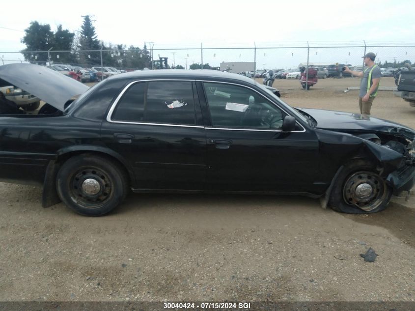2007 Ford Crown Victoria Police Interceptor VIN: 2FAHP71WX7X153934 Lot: 30040424