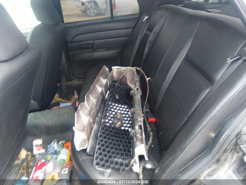 2007 Ford Crown Victoria Police Interceptor VIN: 2FAHP71WX7X153934 Lot: 30040424