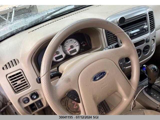 2005 Ford Escape Xlt VIN: 1FMYU93105KA91360 Lot: 30041195