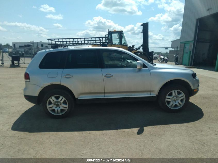 2004 Volkswagen Touareg 4.2 VIN: WVGCM67L54D021439 Lot: 30041227