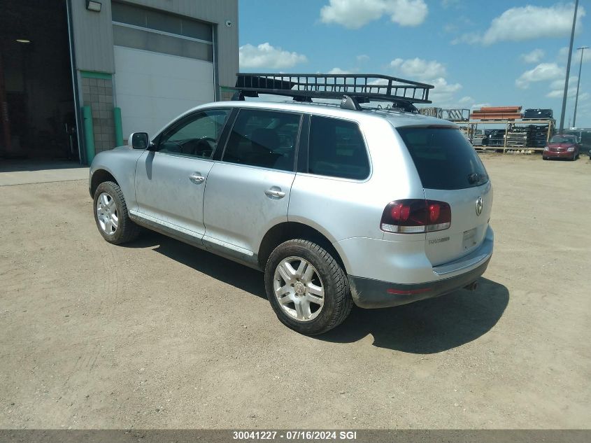 2004 Volkswagen Touareg 4.2 VIN: WVGCM67L54D021439 Lot: 30041227