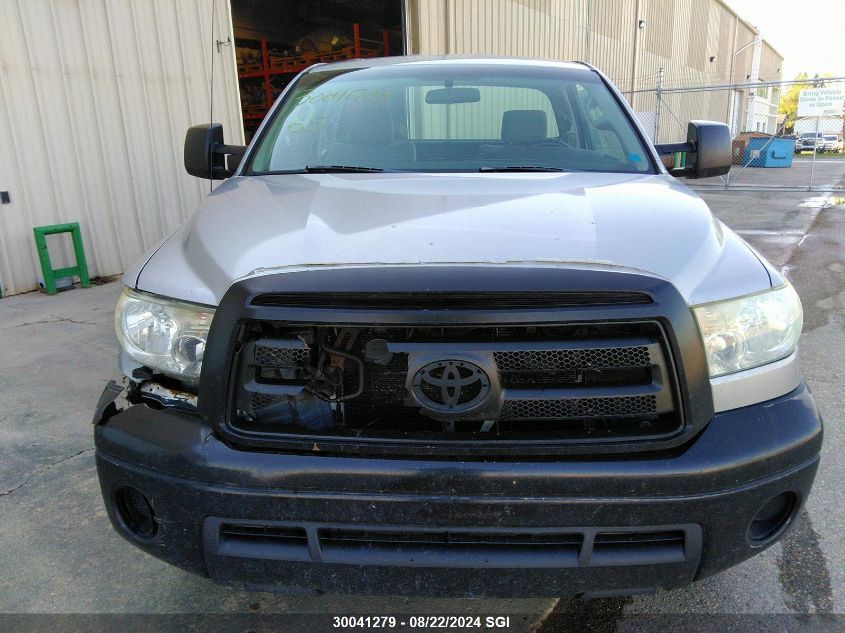 2010 Toyota Tundra VIN: 5TFMM5F10AX005582 Lot: 30041279