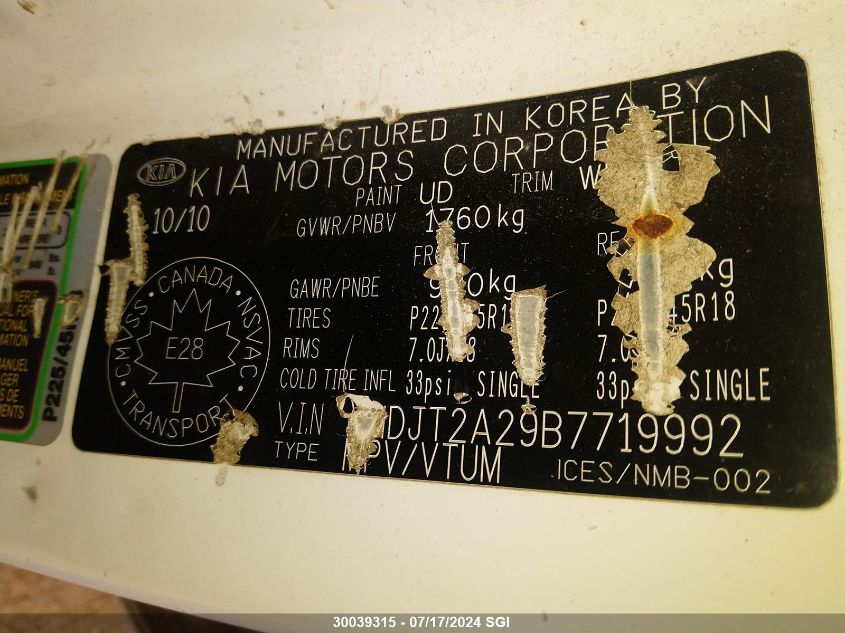 2011 Kia Soul +/!/Sport VIN: KNDJT2A29B7719992 Lot: 30039315