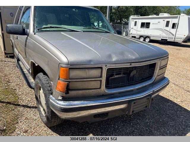 1998 GMC Yukon VIN: 1GKEK13R5WJ735368 Lot: 30041288