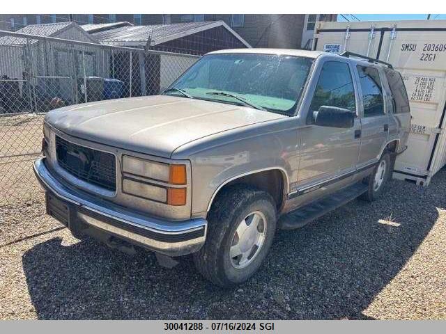 1998 GMC Yukon VIN: 1GKEK13R5WJ735368 Lot: 30041288