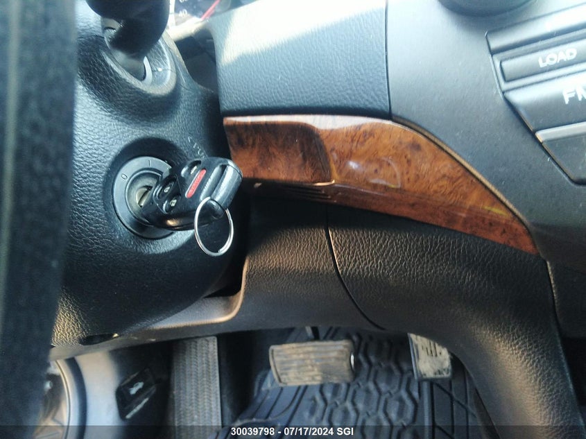 2011 Honda Accord Se VIN: 1HGCP2F63BA802363 Lot: 30039798