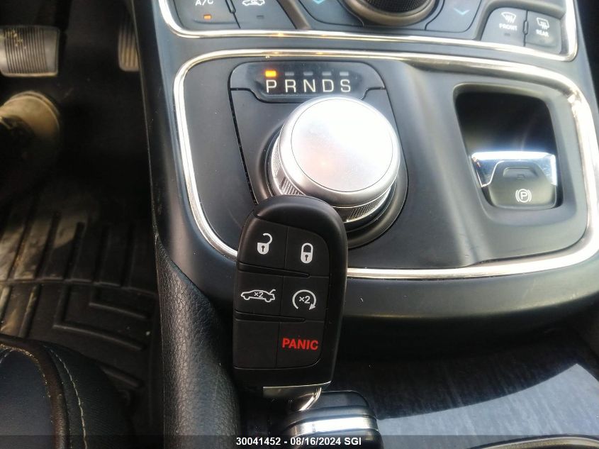 2015 Chrysler 200 C VIN: 1C3CCCEG6FN664895 Lot: 30041452