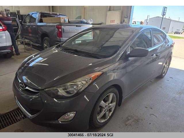 2013 Hyundai Elantra Gls/Limited VIN: 5NPDH4AE5DH365374 Lot: 30041466