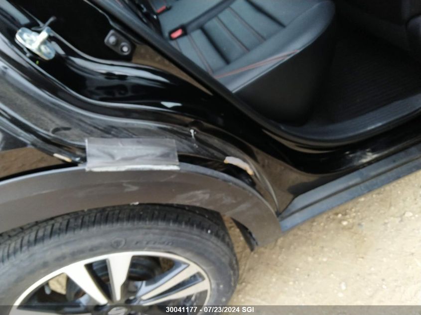 2018 Nissan Kicks S/Sr/Sv VIN: 3N1CP5CU3JL497217 Lot: 30041177