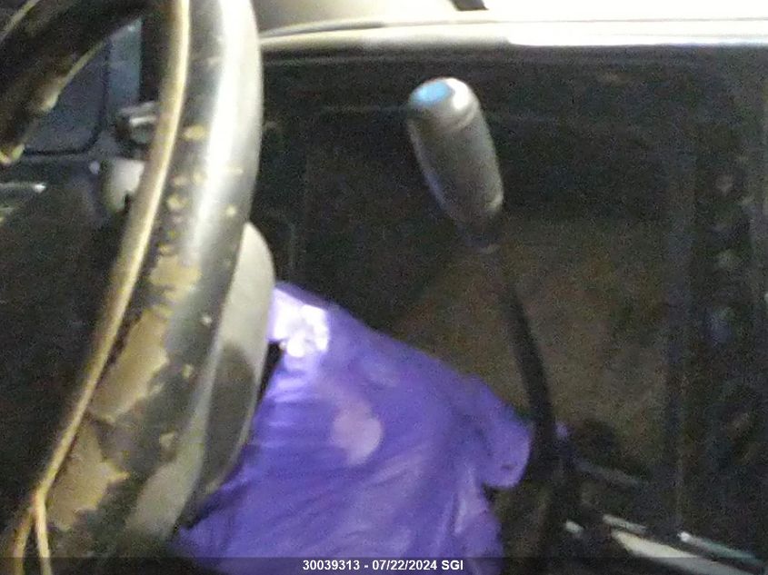 1996 Dodge Ram 2500 VIN: 1B7KF23C6TJ185856 Lot: 30039313