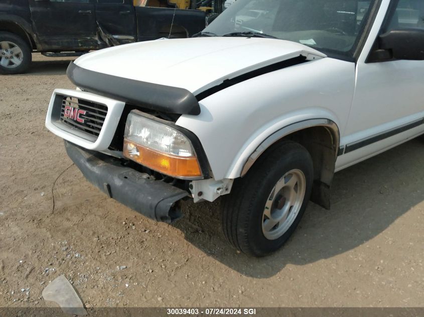 2001 GMC Sonoma VIN: 1GTCS19W518215722 Lot: 30039403