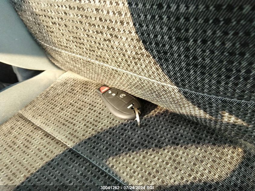 2015 Ram 1500 Slt VIN: 1C6RR7LT6FS611814 Lot: 30041262