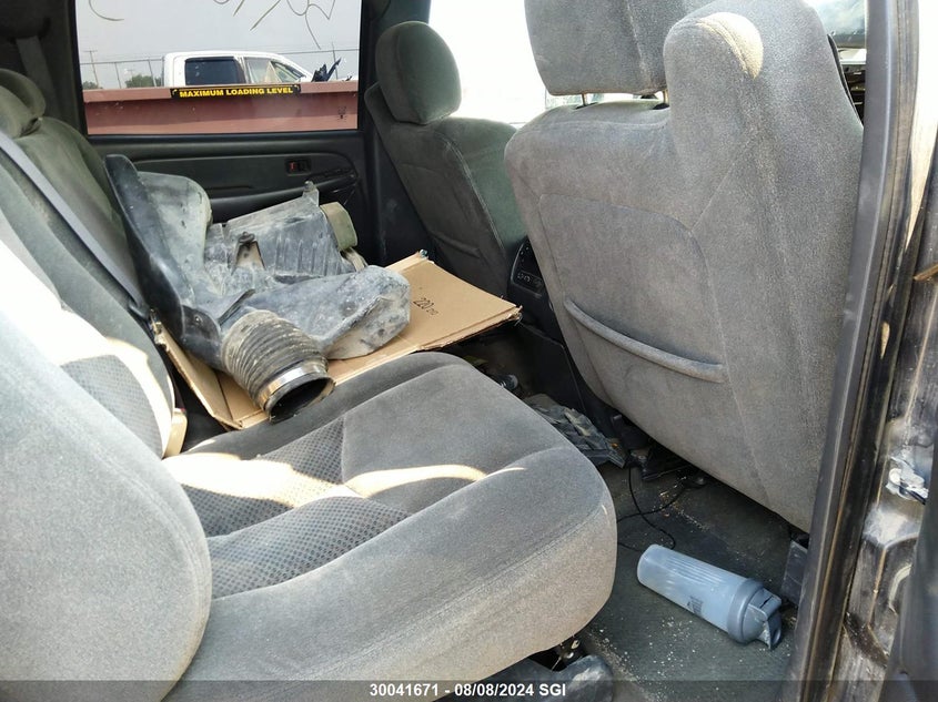 2004 Chevrolet Silverado K2500 VIN: 1GCGK23U74F133568 Lot: 30041671