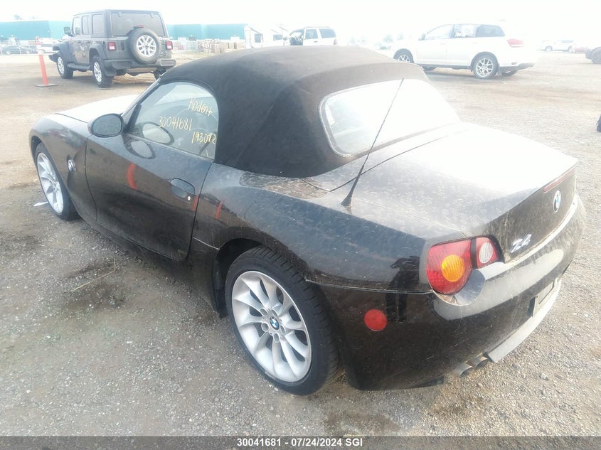 2004 BMW Z4 2.5 VIN: 4USBT33504LR67876 Lot: 30041681