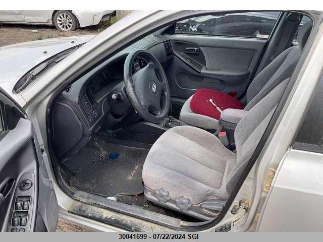 2005 Hyundai Elantra Gls/Gt VIN: KMHDN45D95U104715 Lot: 30041699