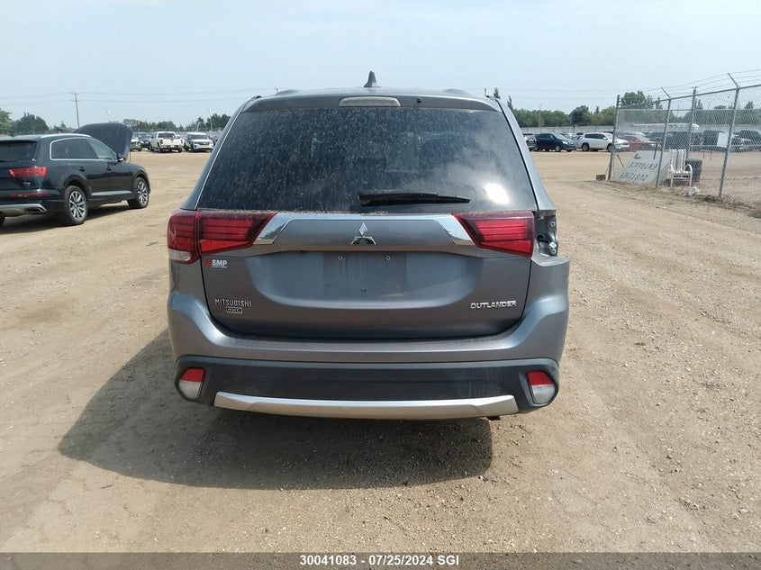 2018 Mitsubishi Outlander Es VIN: JA4AZ2A39JJ601038 Lot: 30041083