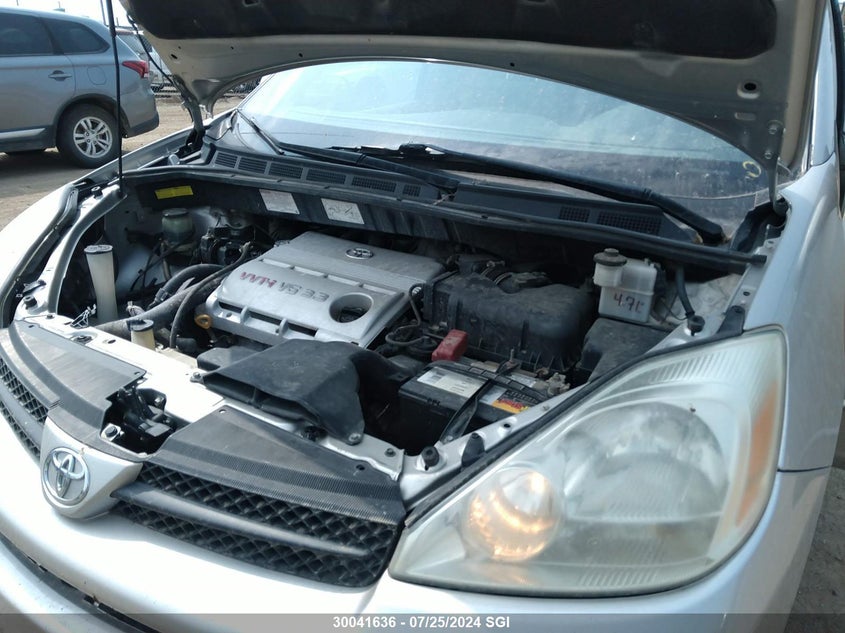 2004 Toyota Sienna Ce/Le VIN: 5TDZA23C34S139564 Lot: 30041636