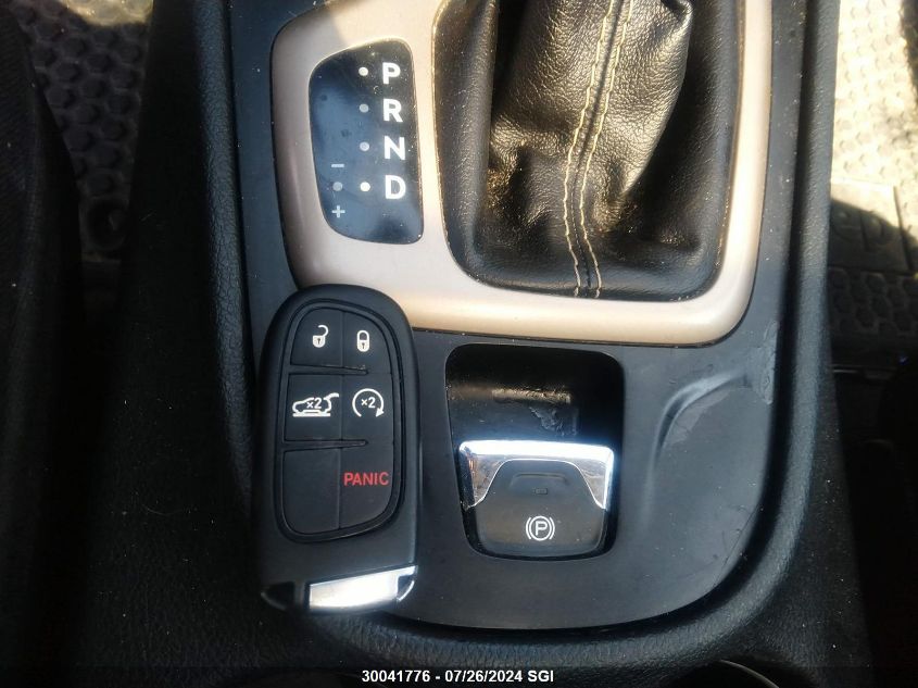 2016 Jeep Cherokee Latitude VIN: 1C4PJMCS1GW180757 Lot: 30041776