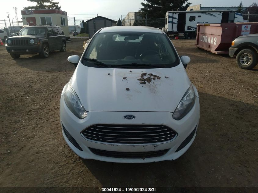 3FADP4EJ8FM184251 2015 Ford Fiesta Se