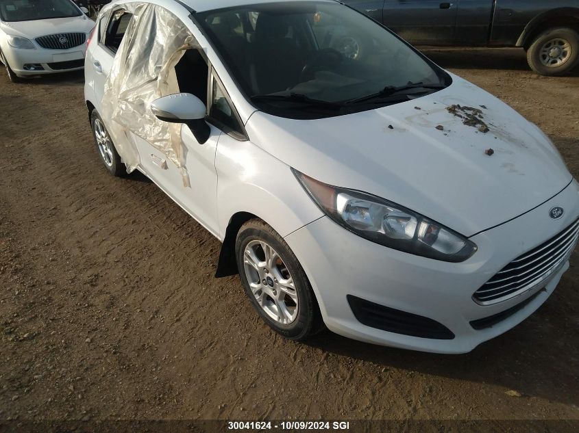 3FADP4EJ8FM184251 2015 Ford Fiesta Se