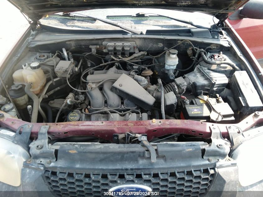 2005 Ford Escape Xlt VIN: 1FMYU93135KB34945 Lot: 30041795