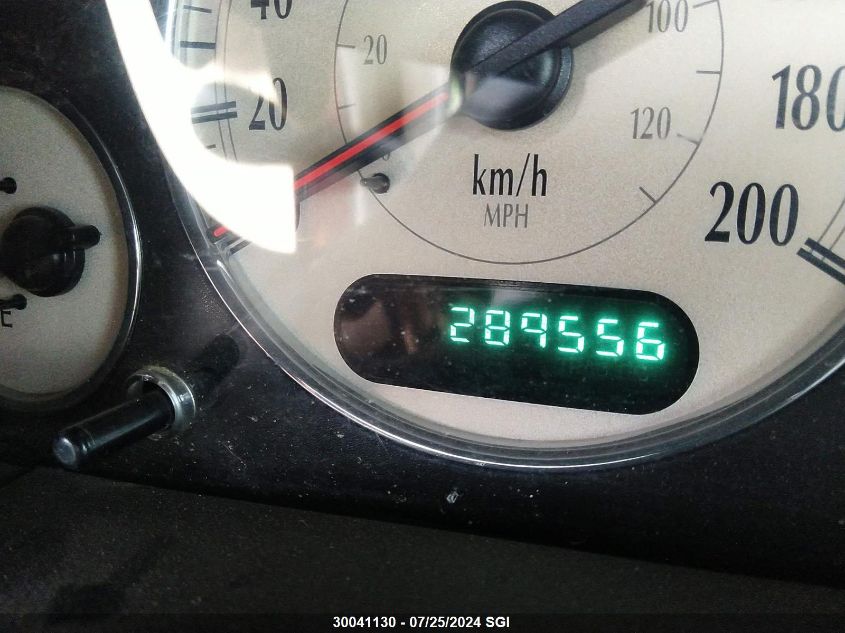 2003 Chrysler Town & Country Limited VIN: 2C8GT64L73R135515 Lot: 30041130