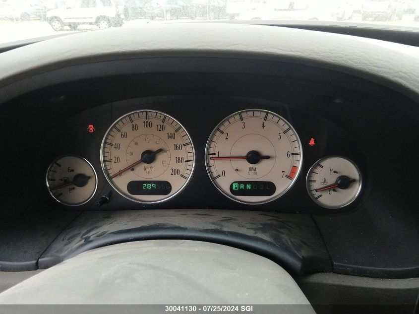 2003 Chrysler Town & Country Limited VIN: 2C8GT64L73R135515 Lot: 30041130