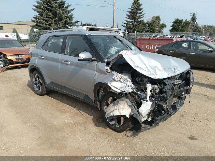 2021 Hyundai Venue Sel/Denim VIN: KMHRC8A3XMU084392 Lot: 30041600