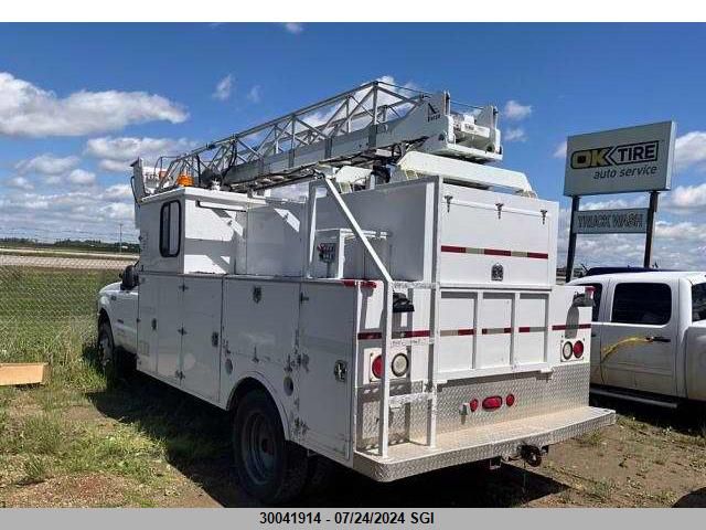 2004 Ford F450 Super Duty VIN: 1FDXF47P04EC49376 Lot: 30041914