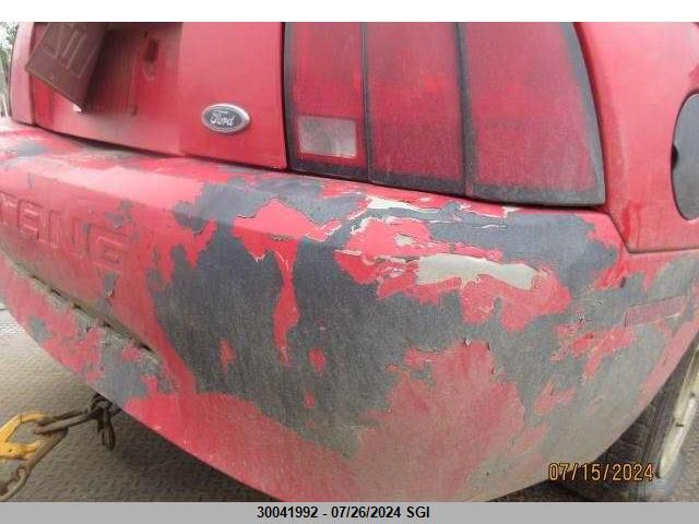 2002 Ford Mustang VIN: 1FAFP404X2F193943 Lot: 30041992