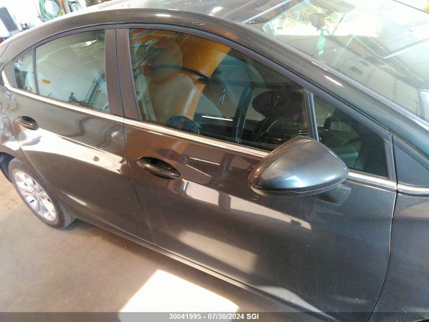 2019 Chevrolet Cruze Lt VIN: 3G1BE6SM6KS628579 Lot: 30041995