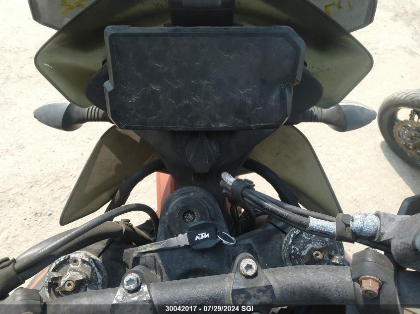 2022 Ktm 890 Adventure R VIN: VBKTR6400NM845185 Lot: 30042017