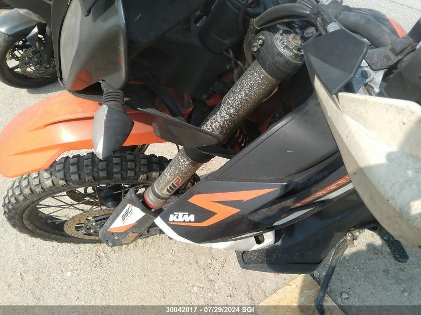 2022 Ktm 890 Adventure R VIN: VBKTR6400NM845185 Lot: 30042017