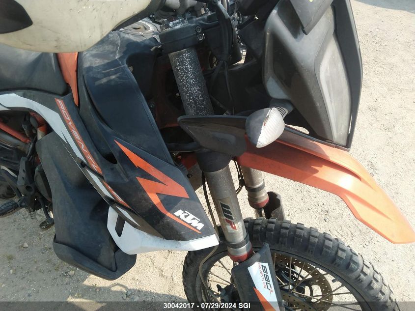 2022 Ktm 890 Adventure R VIN: VBKTR6400NM845185 Lot: 30042017