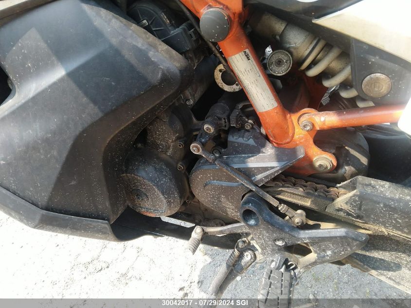 2022 Ktm 890 Adventure R VIN: VBKTR6400NM845185 Lot: 30042017