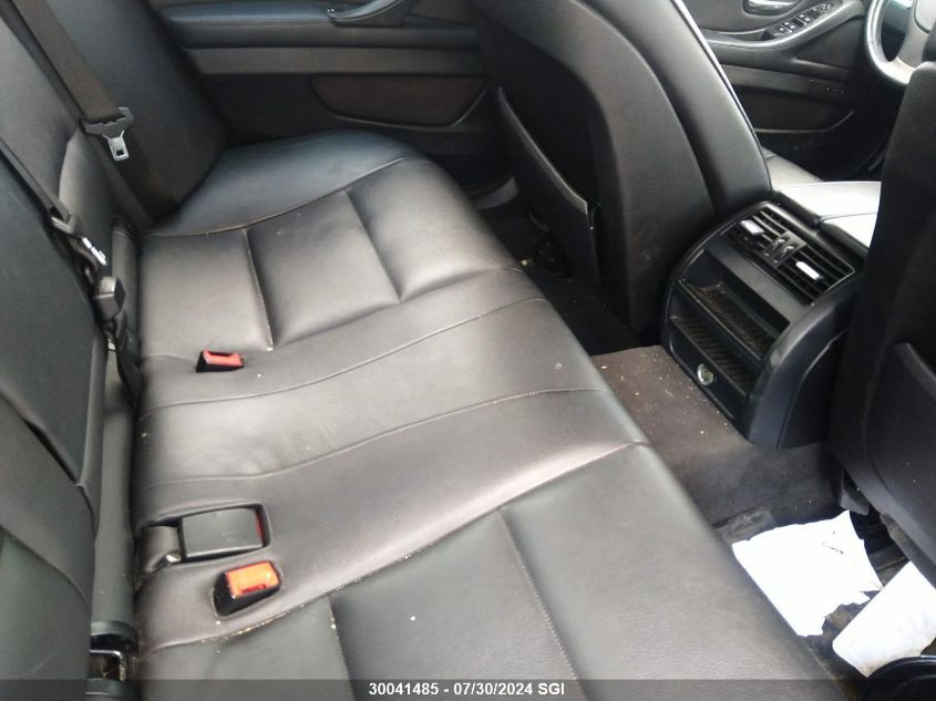 2012 BMW 528 Xi VIN: WBAXH5C5XCDW02944 Lot: 30041485